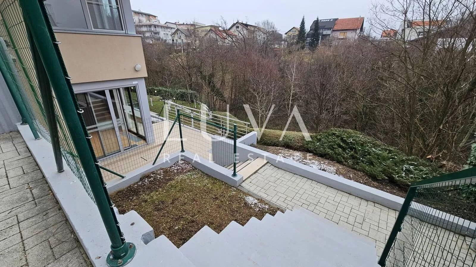 Zagreb, Srebrnjak, luxurious duplex apartment 134,42 m2 for rent