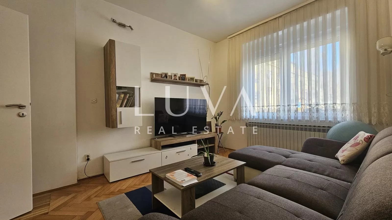 Zagreb, Trešnjevka, 2-room apartment 47.75m2 + garage