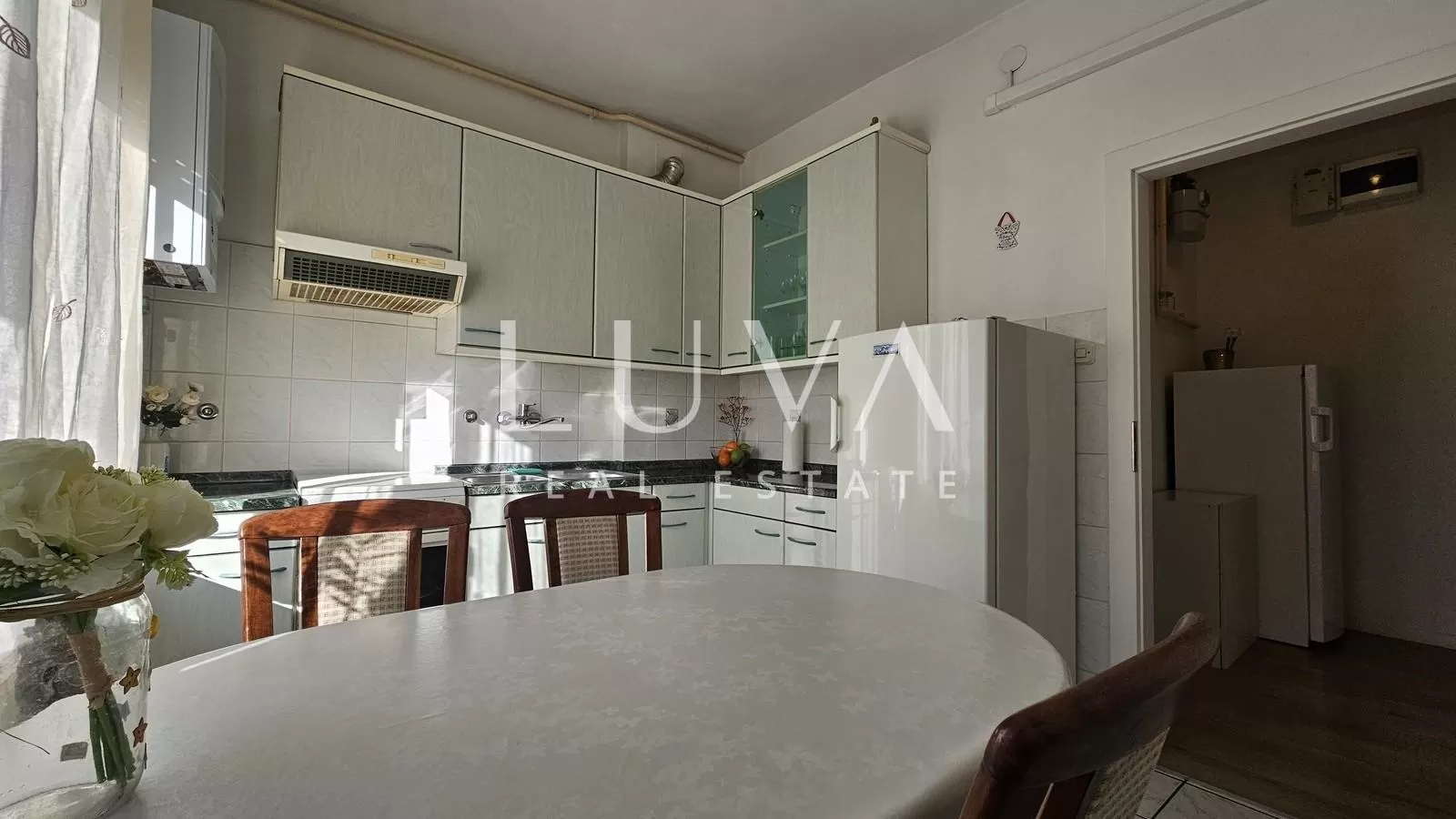 Zagreb, Trešnjevka, 2-room apartment 47.75m2 + garage