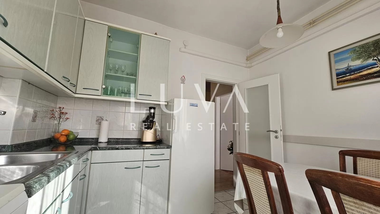 Zagreb, Trešnjevka, 2-room apartment 47.75m2 + garage