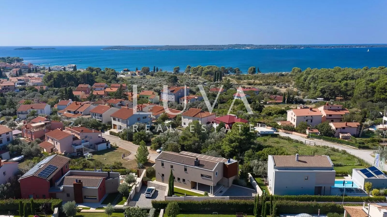 Fažana, Pula, luxuriöses Haus mit Pool und Meerblick zu verkaufen