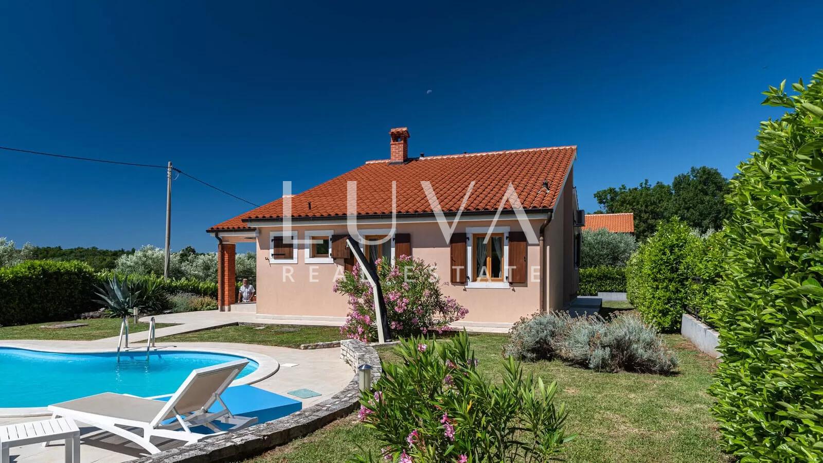 3 houses with swimming pool in Istria, excellent investment opportunity