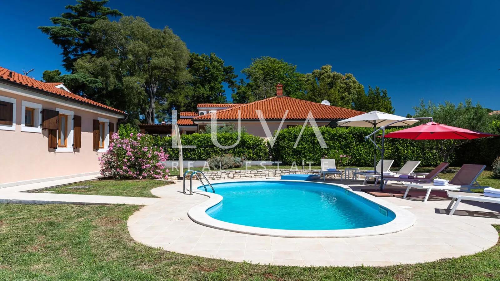 3 houses with swimming pool in Istria, excellent investment opportunity