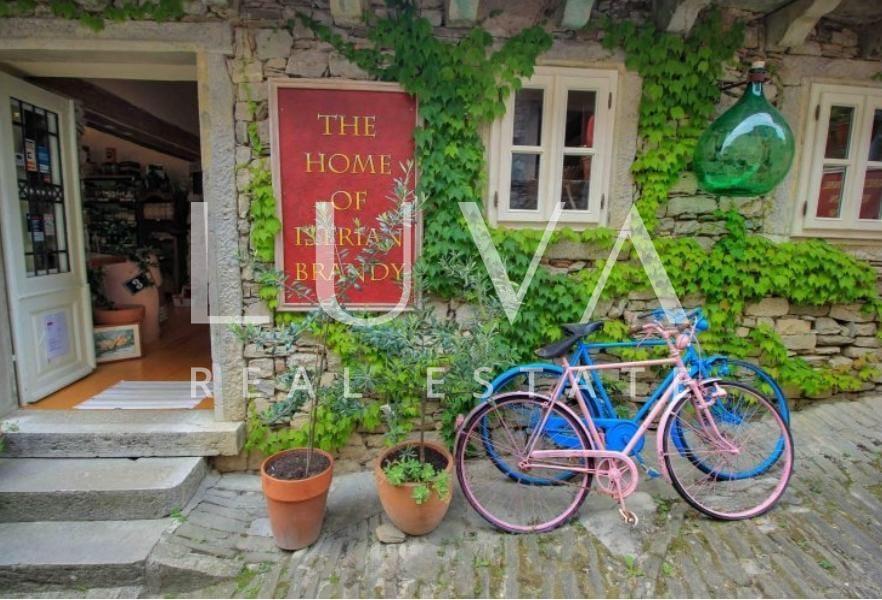 Hum, Istria, historic stone house for sale, investment opportunity