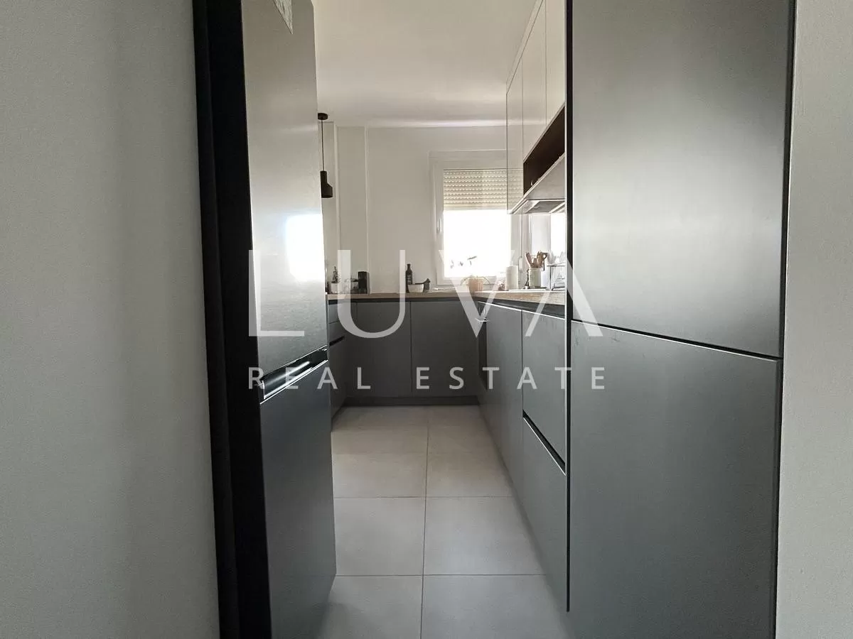 Zagreb, Prečko, spacious three-bedroom apartment, 73m2 for sale