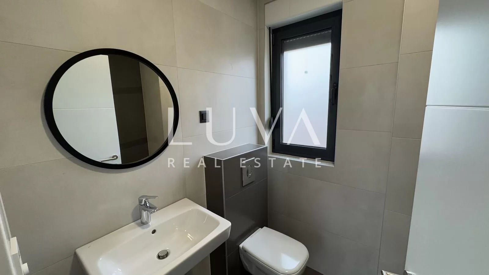 Rudeš, Luxury 5-Room Penthouse, 140 m²