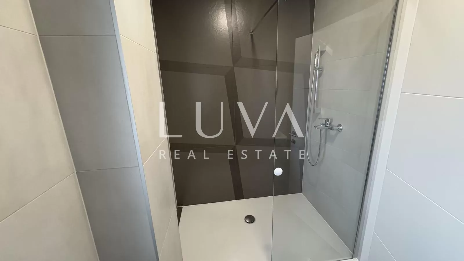 Rudeš, Luxury 5-Room Penthouse, 140 m²