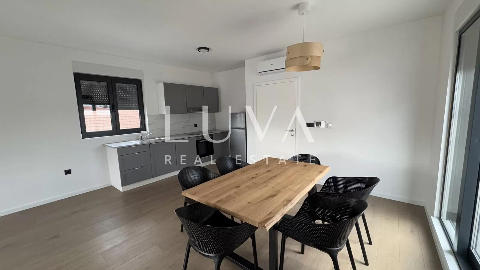 Rudeš, Luxury 5-Room Penthouse, 140 m²