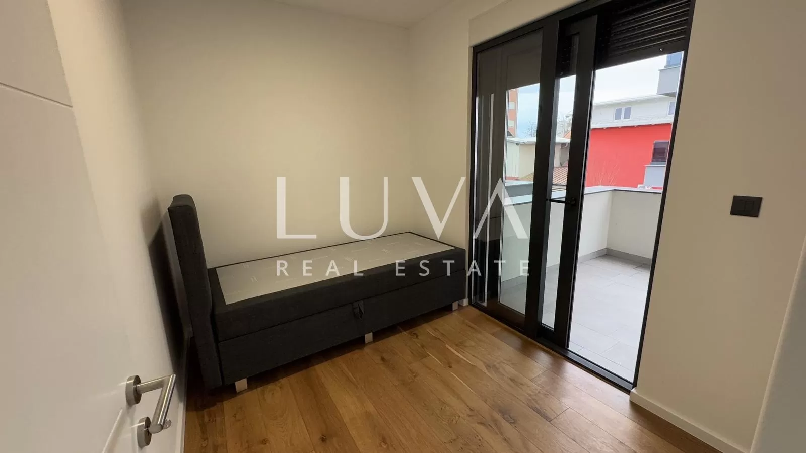 Rudeš, Luxury Four-Room Apartment in a New Building 110 m²