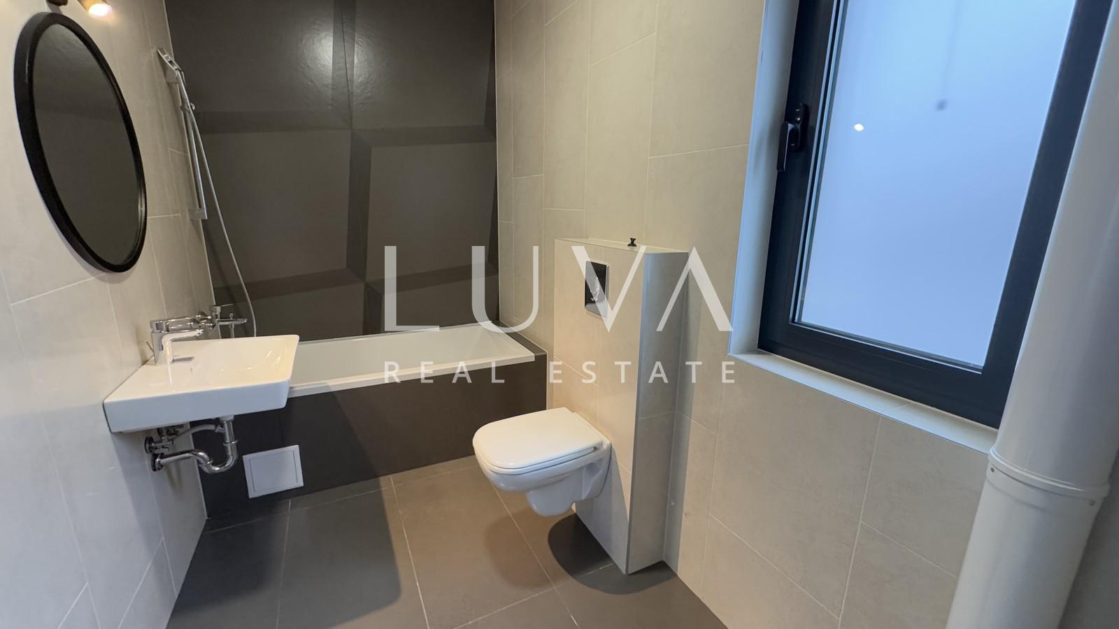 Rudeš, Luxury Four-Room Apartment in a New Building 110 m²