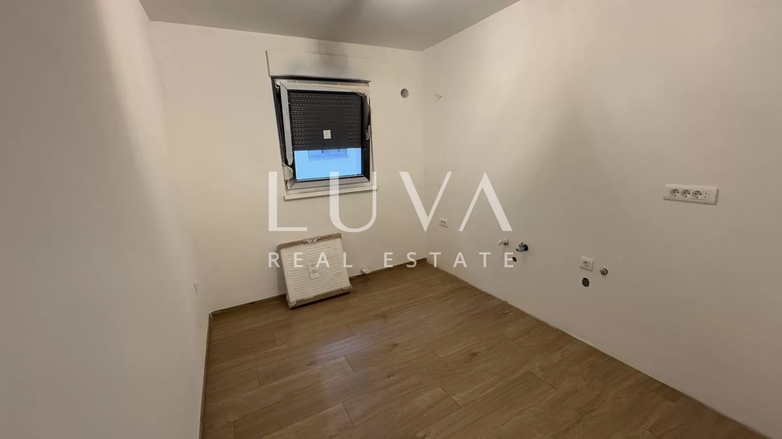 Rudeš, newly renovated modern two-room apartment with parking, 57.38 m2