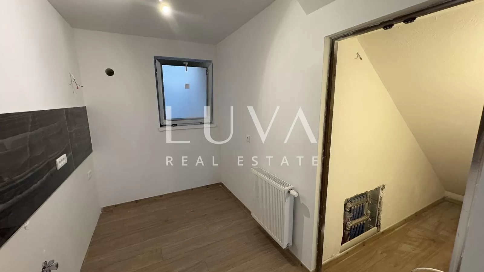 Rudeš, modern one-bedroom apartment with parking space, 43 m2