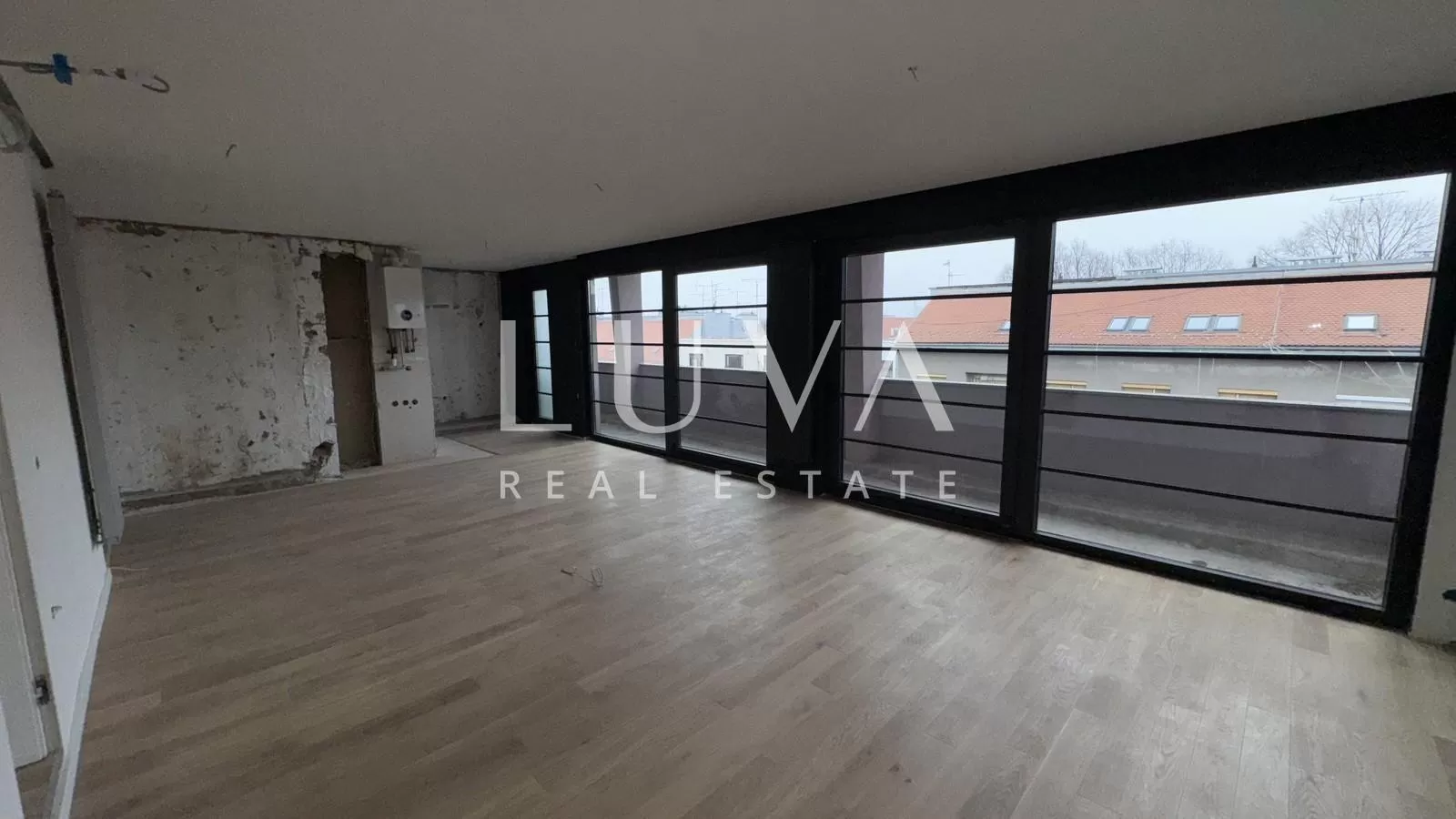 Zagreb, center, newly renovated penthouse 95m2 for sale