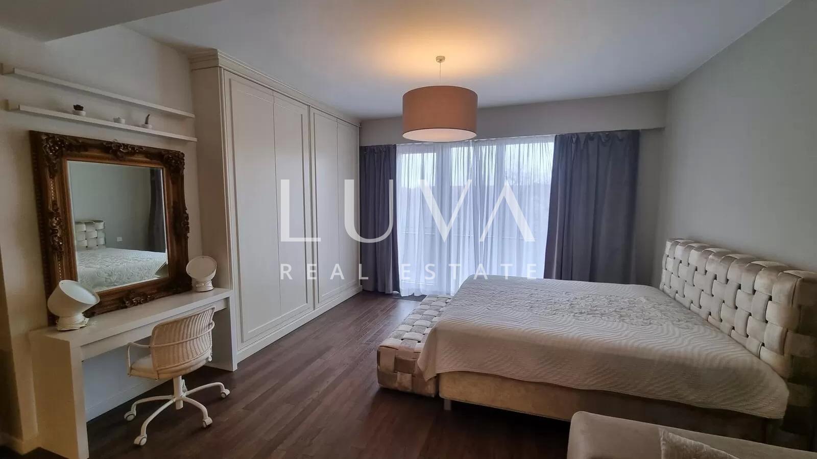 Luxuriously furnished apartment for rent in the center of Zagreb, Svačić Square