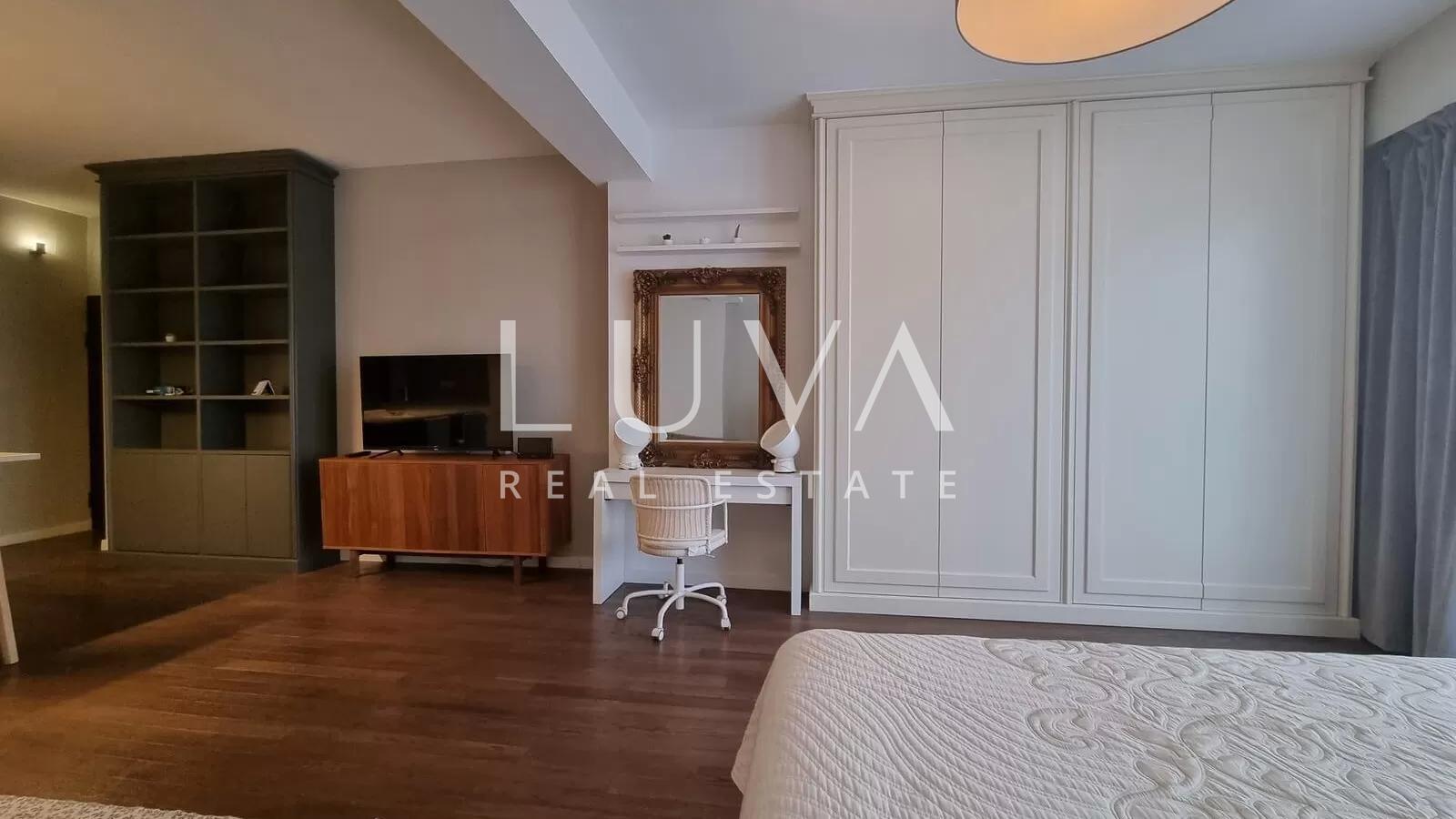 Luxuriously furnished apartment for rent in the center of Zagreb, Svačić Square