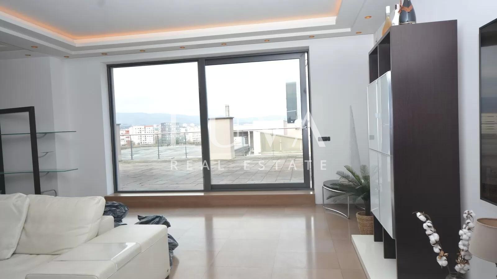 Zagreb, Radnička cesta, luxury penthouse 368 m² net for sale