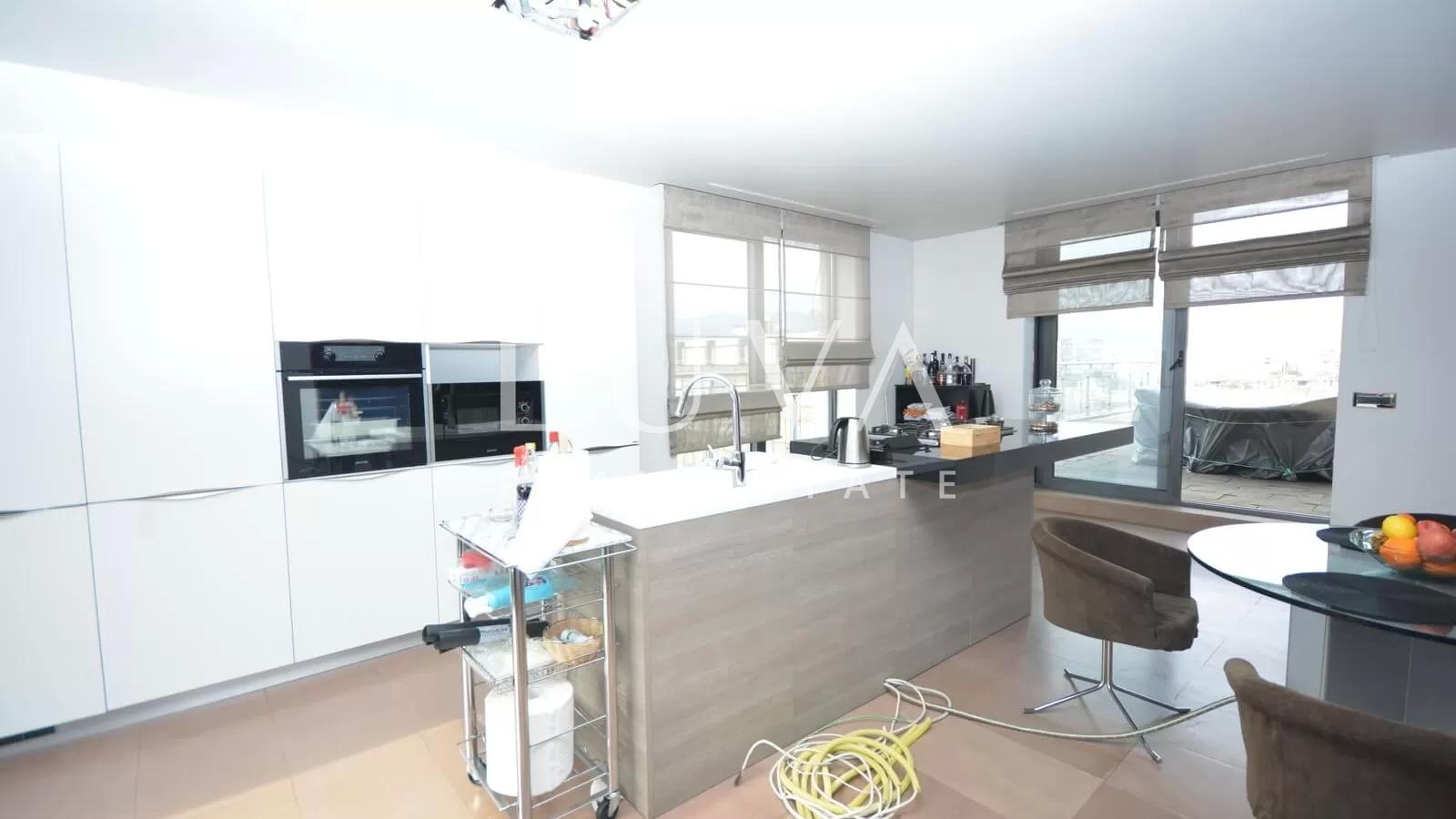 Zagreb, Radnička cesta, luxury penthouse 368 m² net for sale