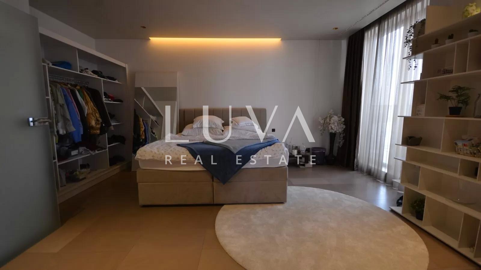 Zagreb, Radnička cesta, luxury penthouse 368 m² net for sale