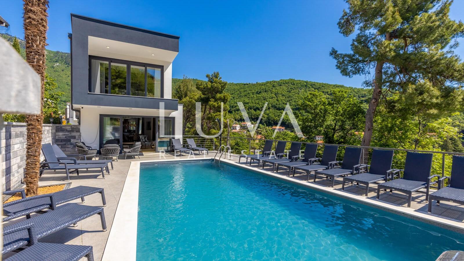 Mošćenička Draga, luxury villa with a pool for sale