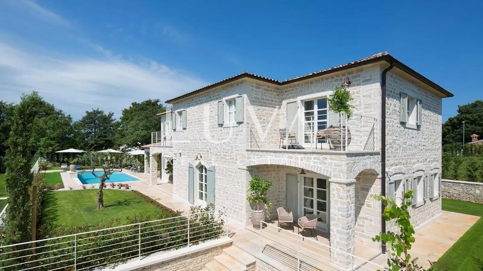 Luxury villa with pool in Kanfanar, Istria