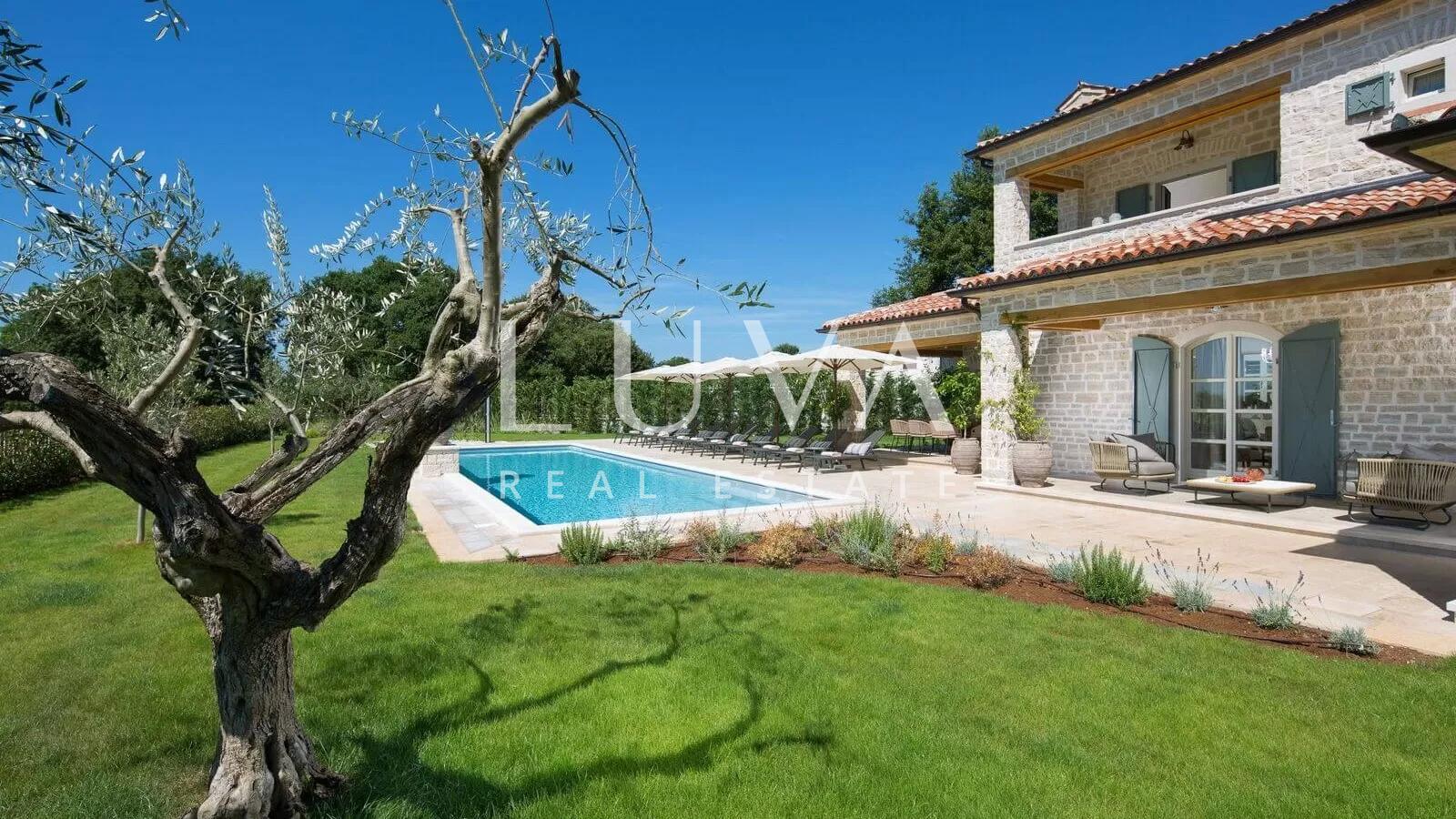 Kanfanar, Istria, luxury villa with pool, playground, and sports courts