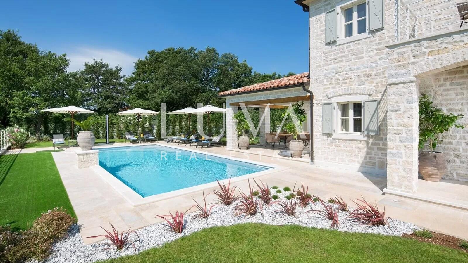 Luxury villa with pool in Kanfanar, Istria