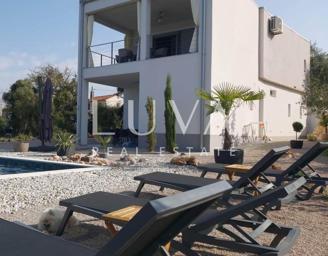 Malinska, Krk, house with pool and sea view for sale