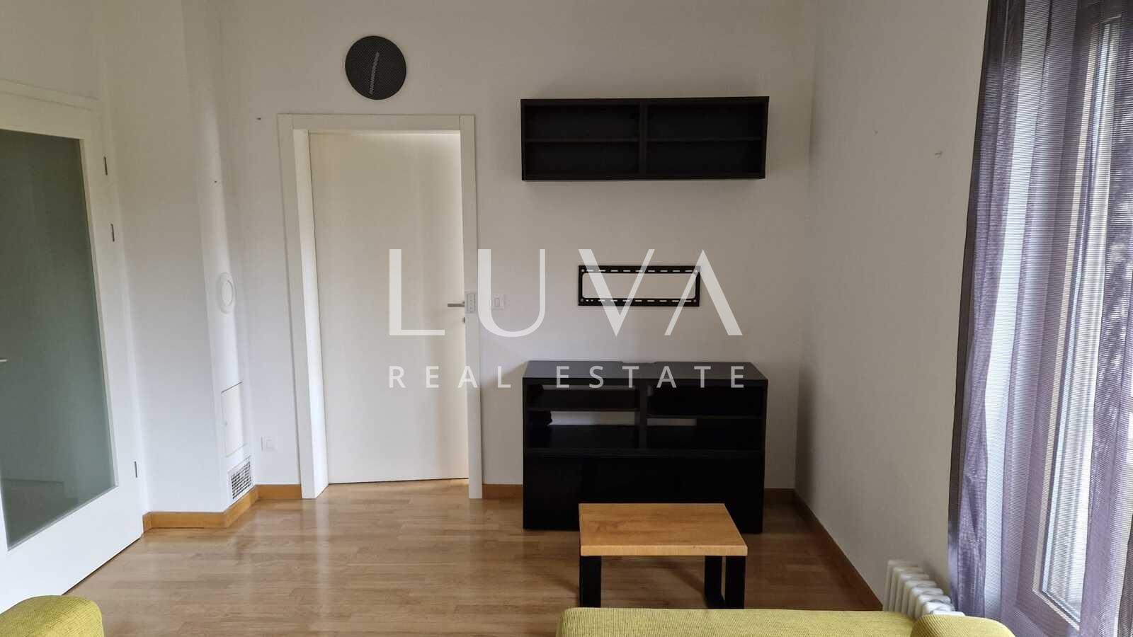 Apartment 55 m2 for rent, Bundek center with garage parking space