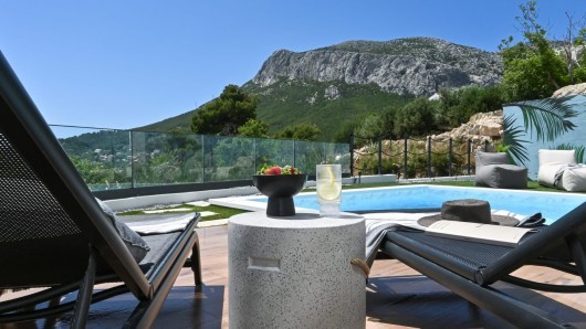 Split, Klis, luxury villa with pool and view for sale