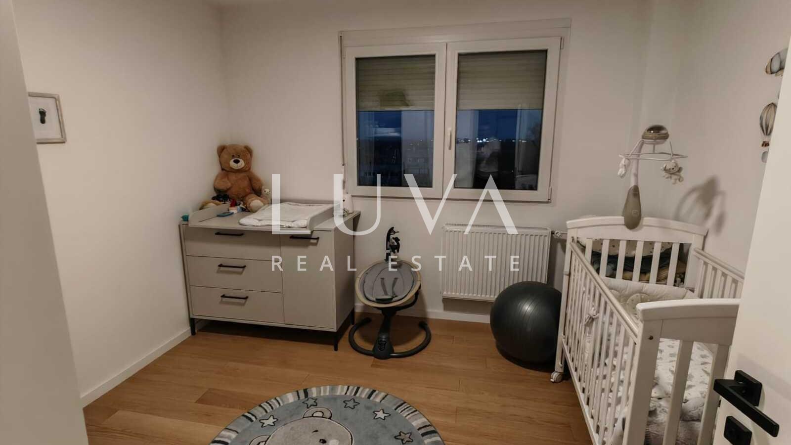 Zagreb, Prečko, spacious three-bedroom apartment, 73m2 for sale