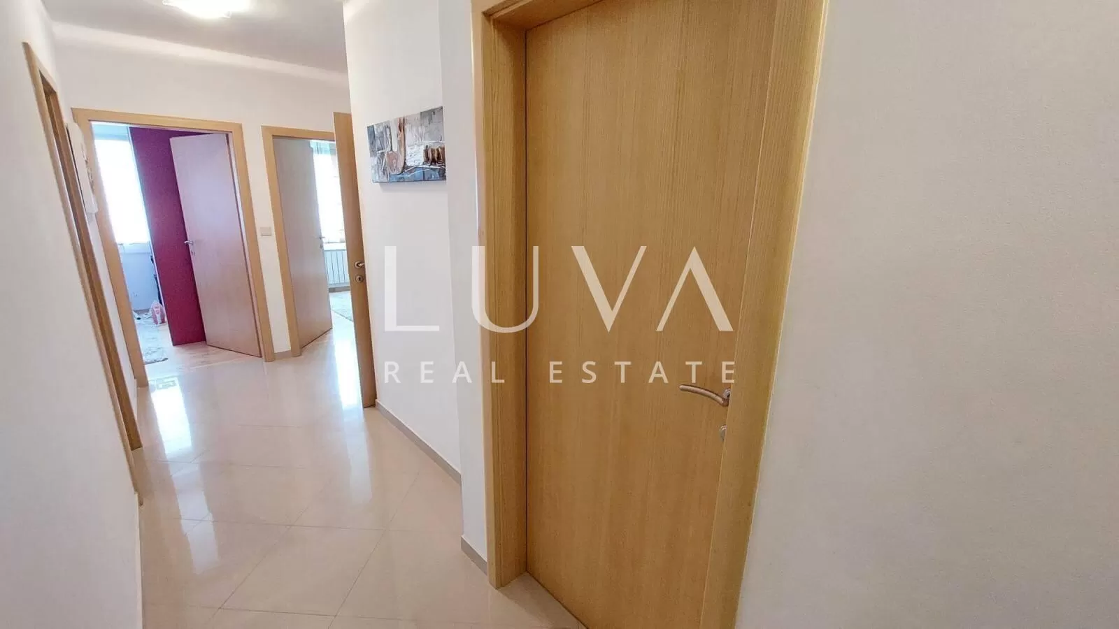 Zagreb, Vrbani III, five-room apartment 120 m2, for sale