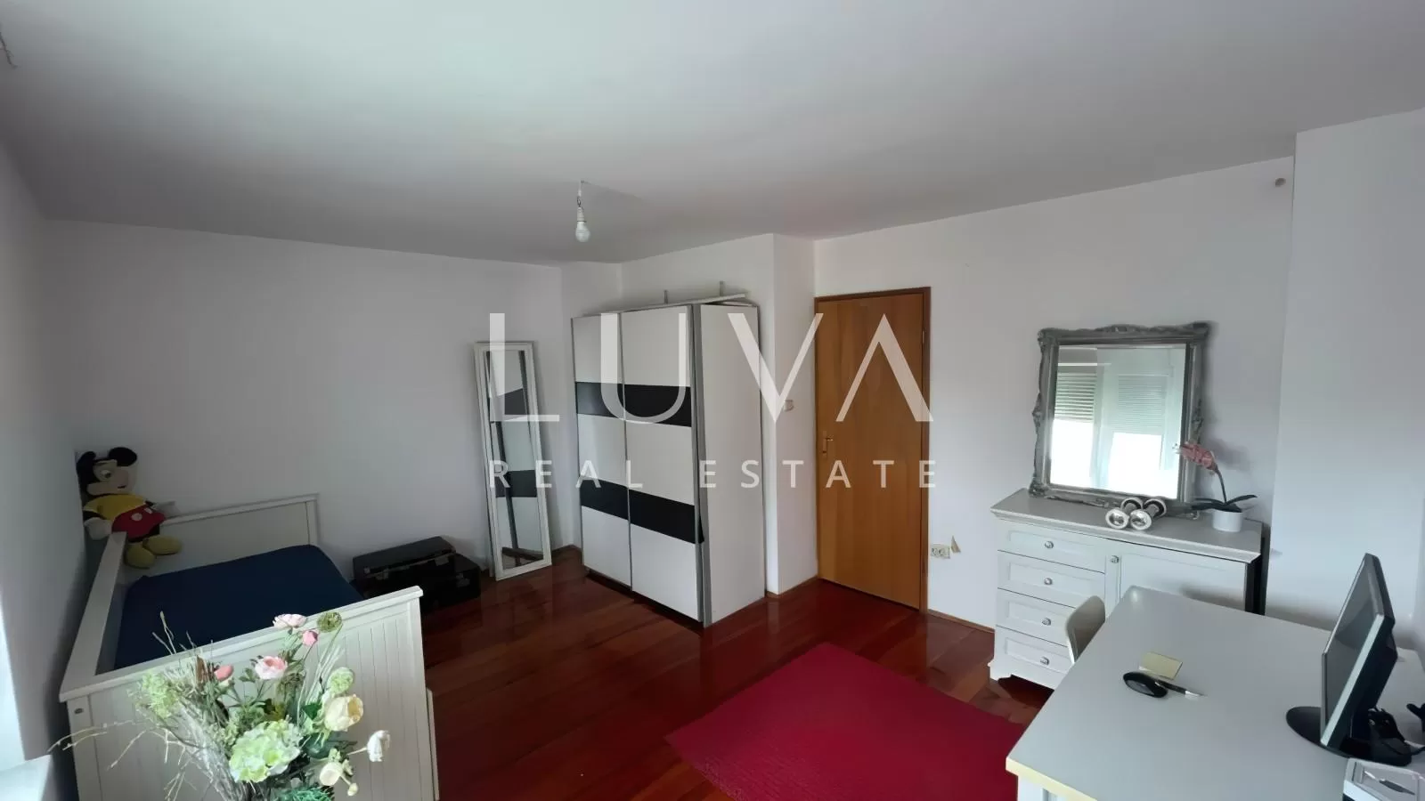 Voltino, duplex 5-room apartment 114m2 with balcony for sale