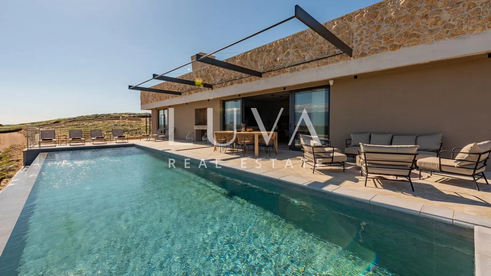 Povljana, Pag, luxury house with a pool near the sea for sale