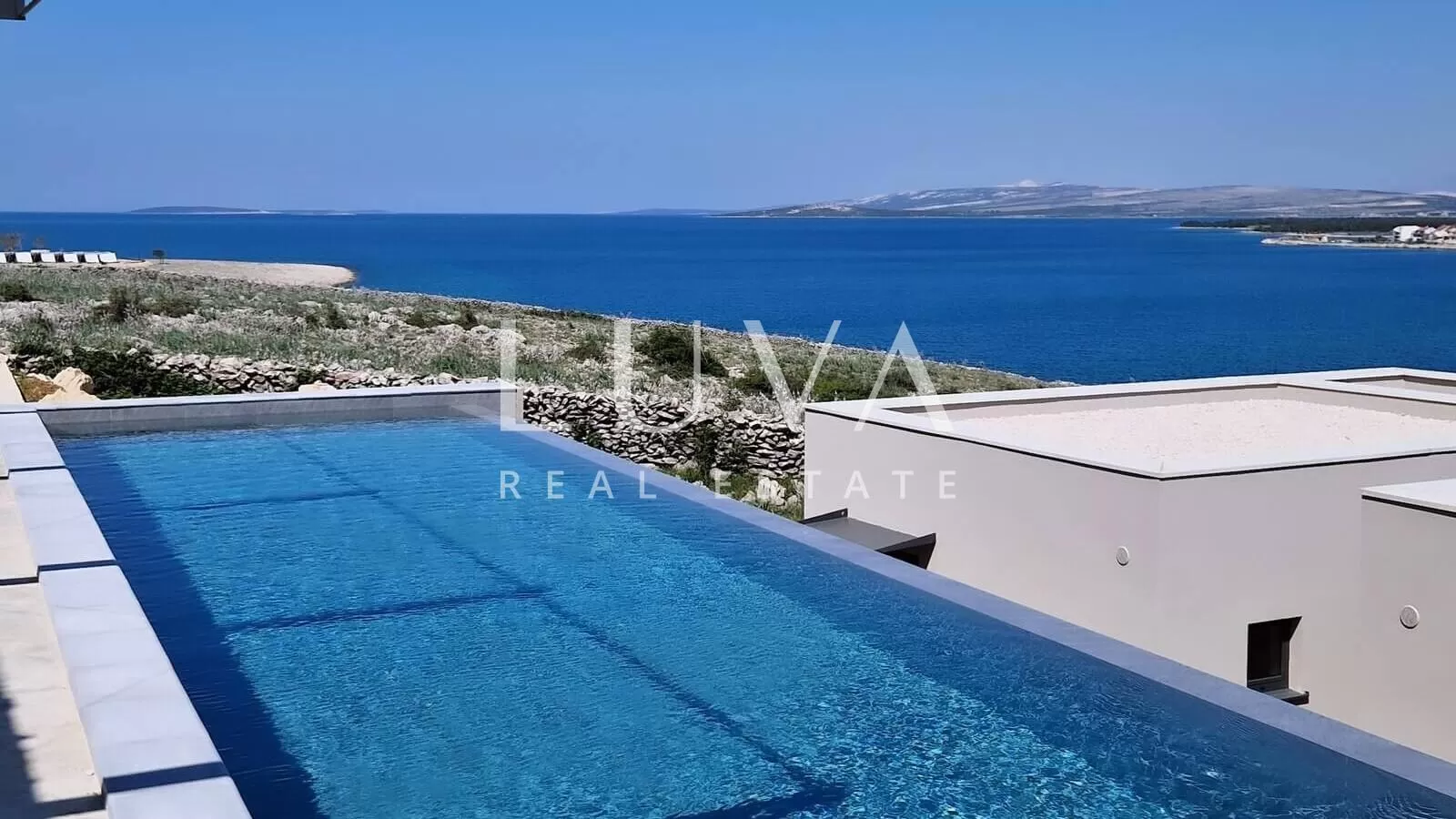 Povljana, Pag, luxury house with a pool near the sea for sale