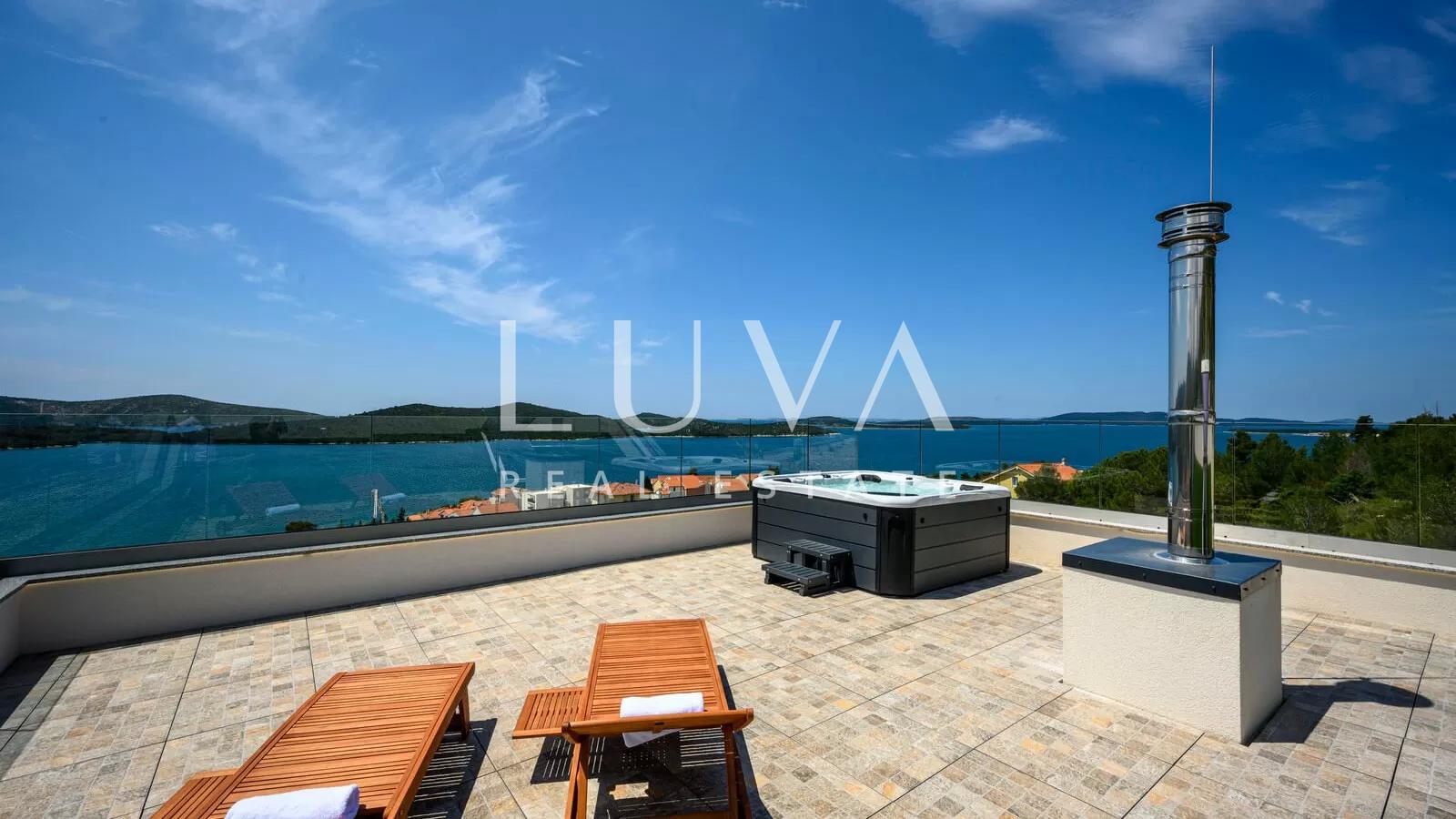 Žaborić, Šibenik, luxury villa with a pool near the sea for sale