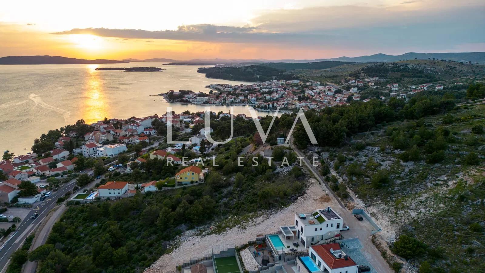 Žaborić, Šibenik, luxury villa with a pool near the sea for sale