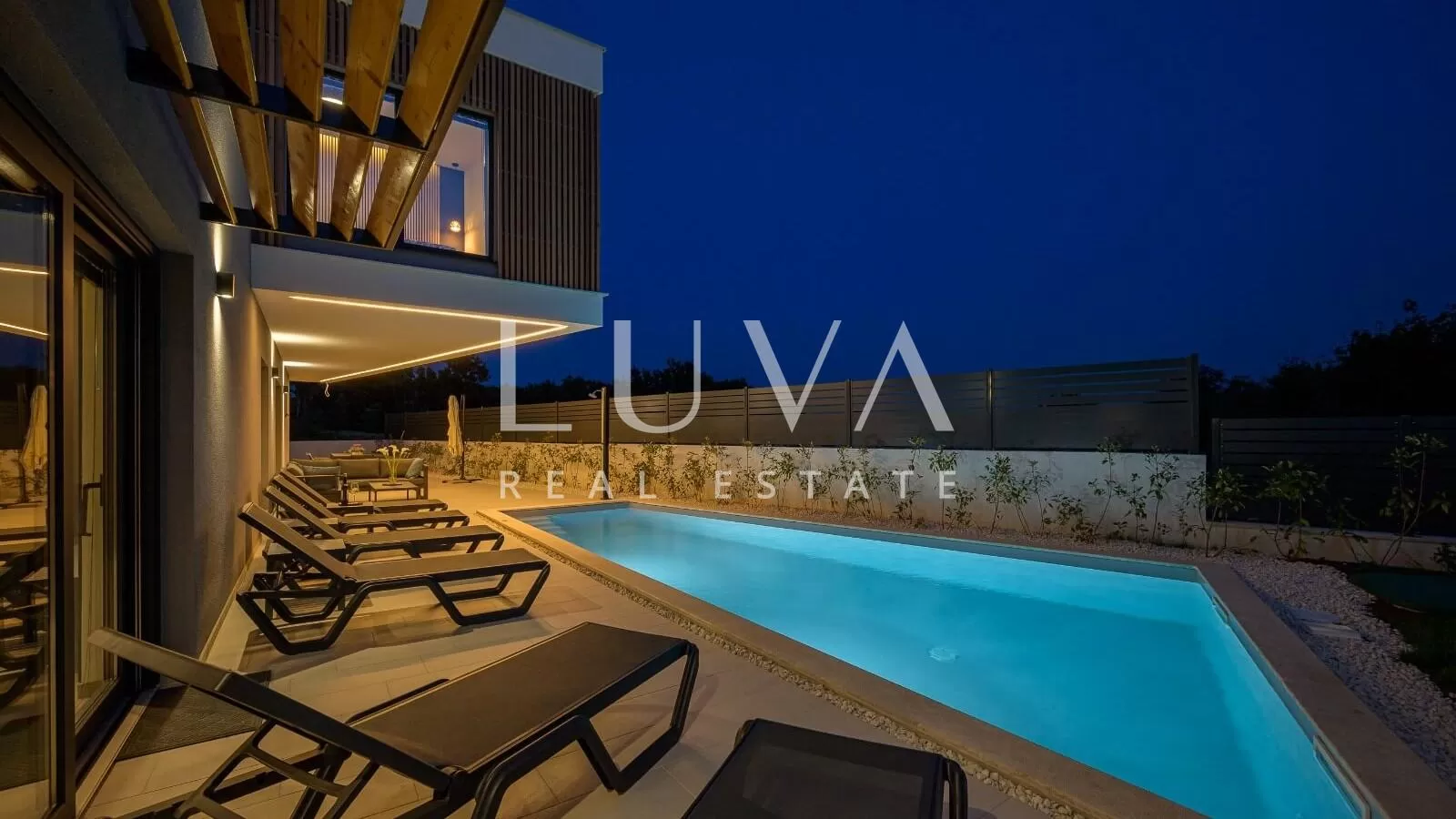 Svetvinčenat, moderne Luxushaus mit Pool