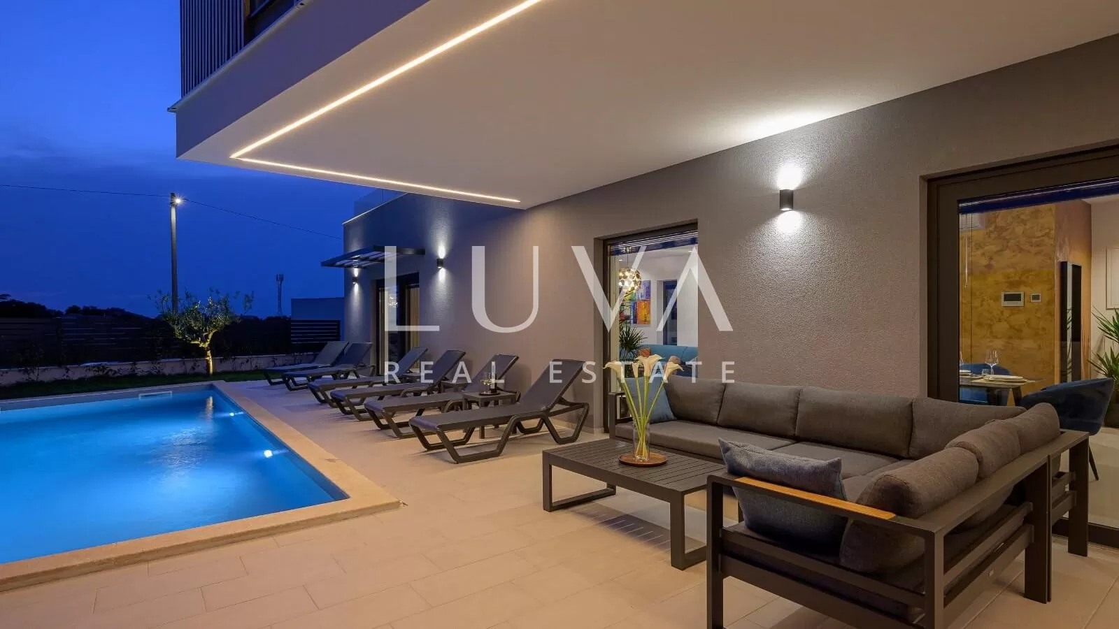 Svetvinčenat, moderne Luxushaus mit Pool