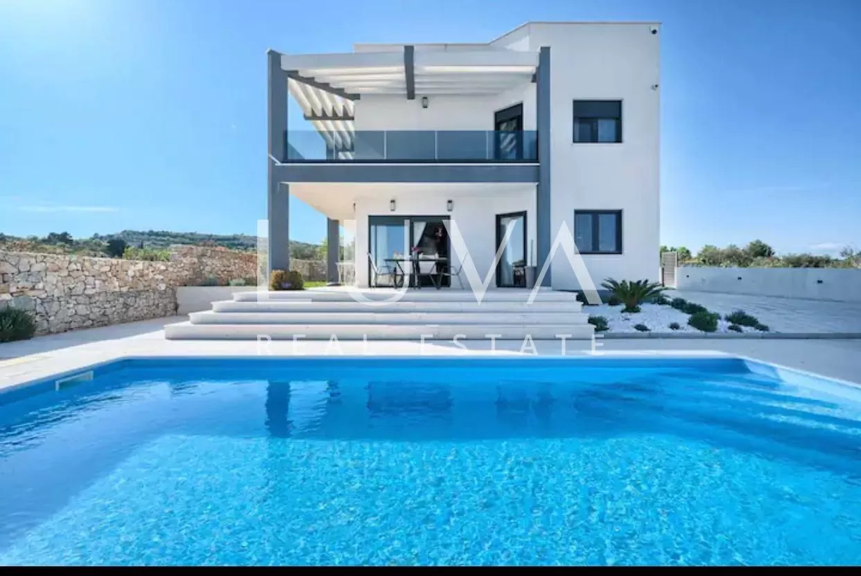 Vodice, luxury villa with a pool for sale