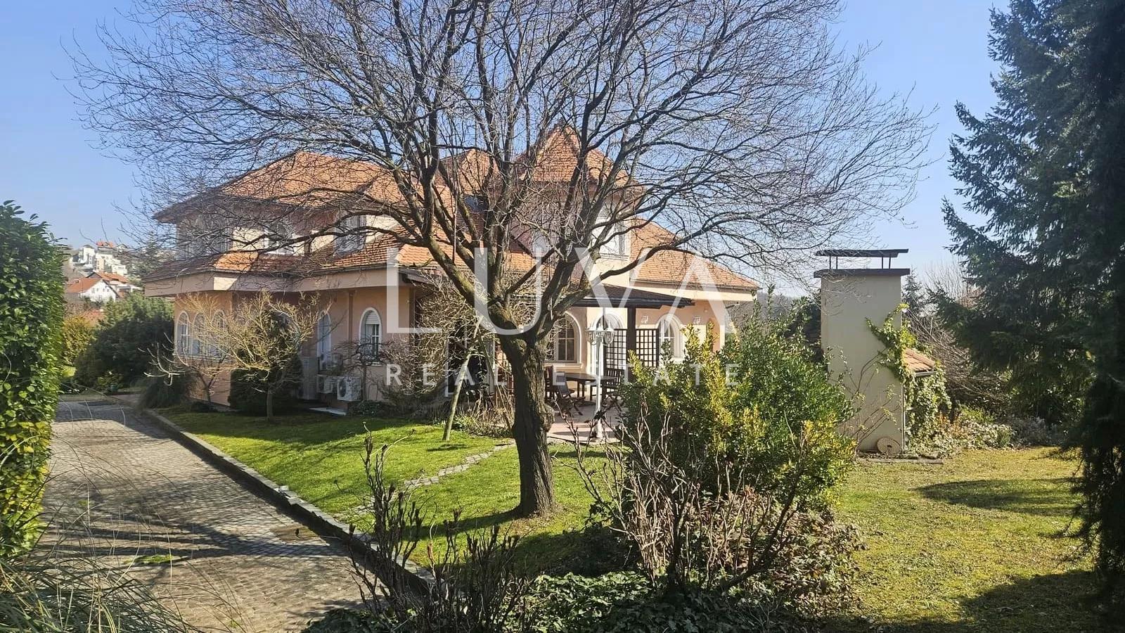 Zagreb, Gračani, luksuzno obiteljsko imanje, vila 810m2 na zemljištu 3.965m2