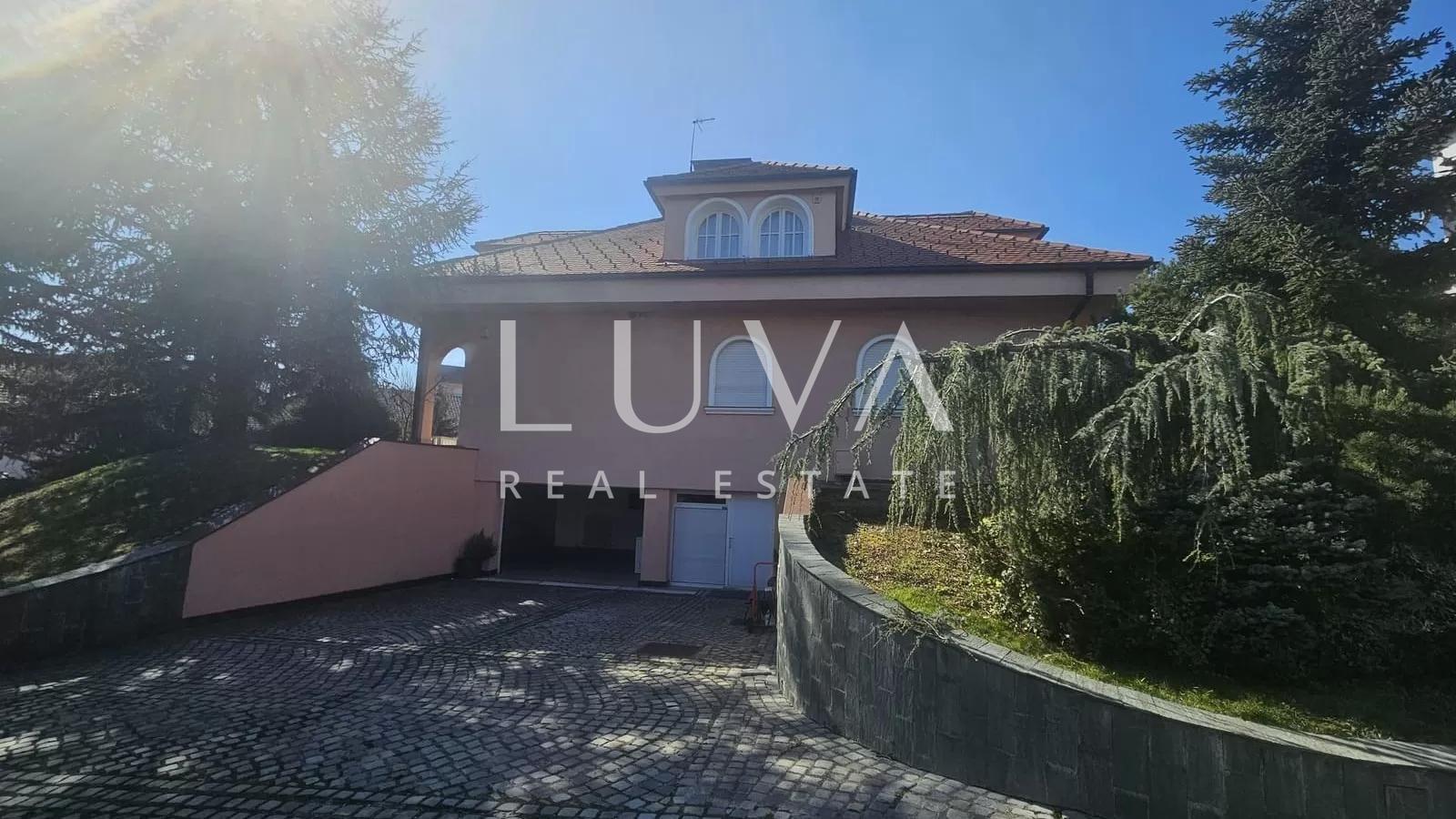 Zagreb, Gračani, luksuzno obiteljsko imanje, vila 810m2 na zemljištu 3.965m2