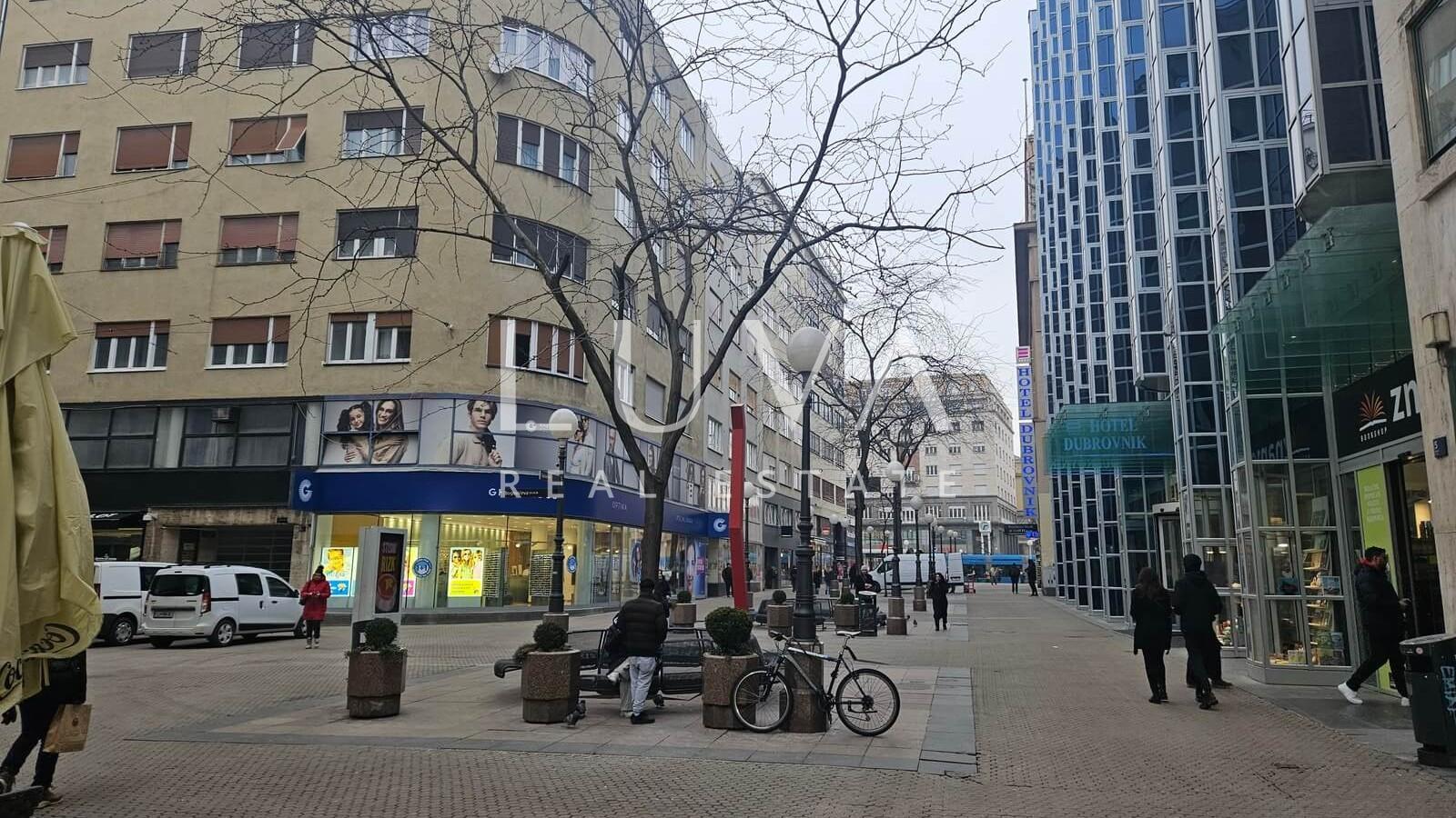 Zagreb, city center, apartment 130 m² for sale, parking